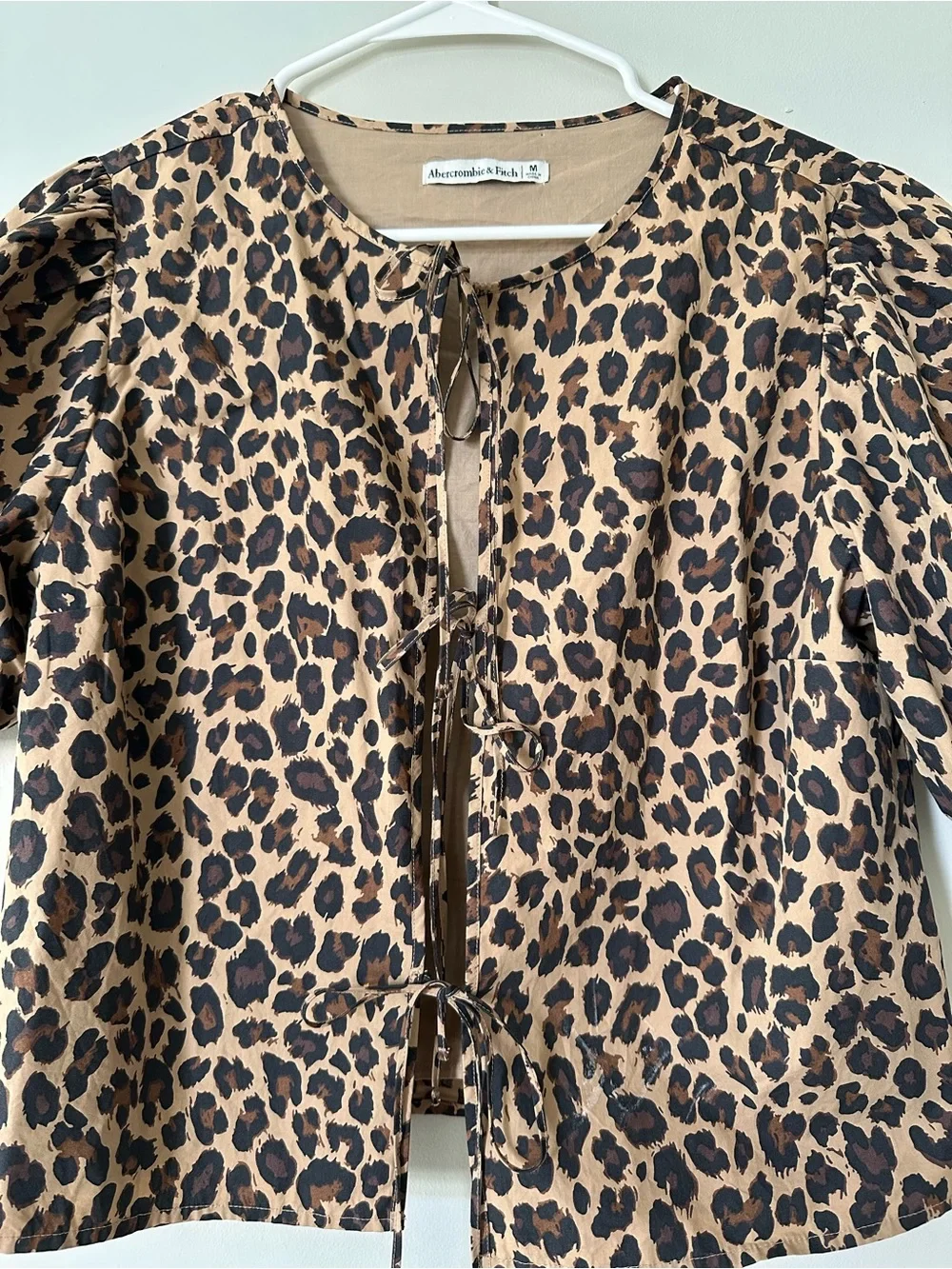 Brand New! Abercrombie & Fitch Leopard Print Puff Sleeve Top - Brown & Black